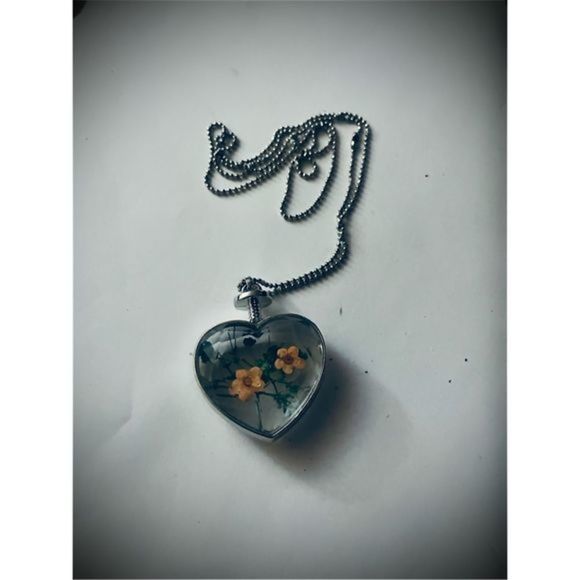 Clear PINK FLOWER HAND-PAINTED HEART BOTTLE NECKLACE - Picture 1 of 7